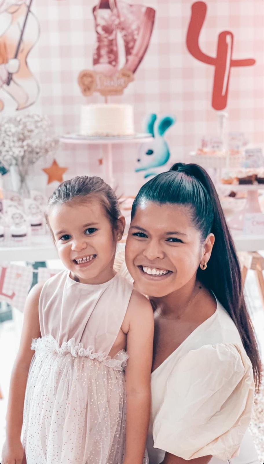 Stephany, Directora del Campamento